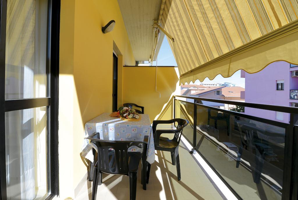 Hotel Residence Margherita Торторето Экстерьер фото